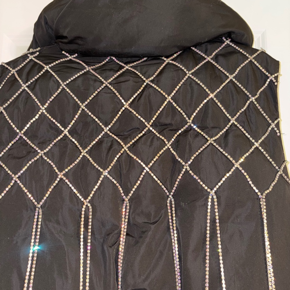 AKIRA Black Cold-Shoulder Puffer Coat With Iridescent Rhinestones Size M - Picture 14 of 16